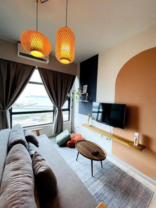 Jesselton Quay - Suite 1 By Staycation Suites Kk Kota Kinabalu Extérieur photo