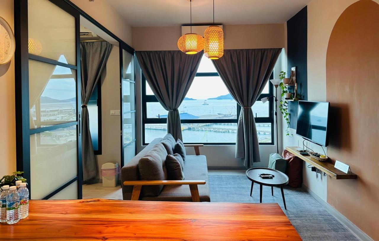 Jesselton Quay - Suite 1 By Staycation Suites Kk Kota Kinabalu Extérieur photo