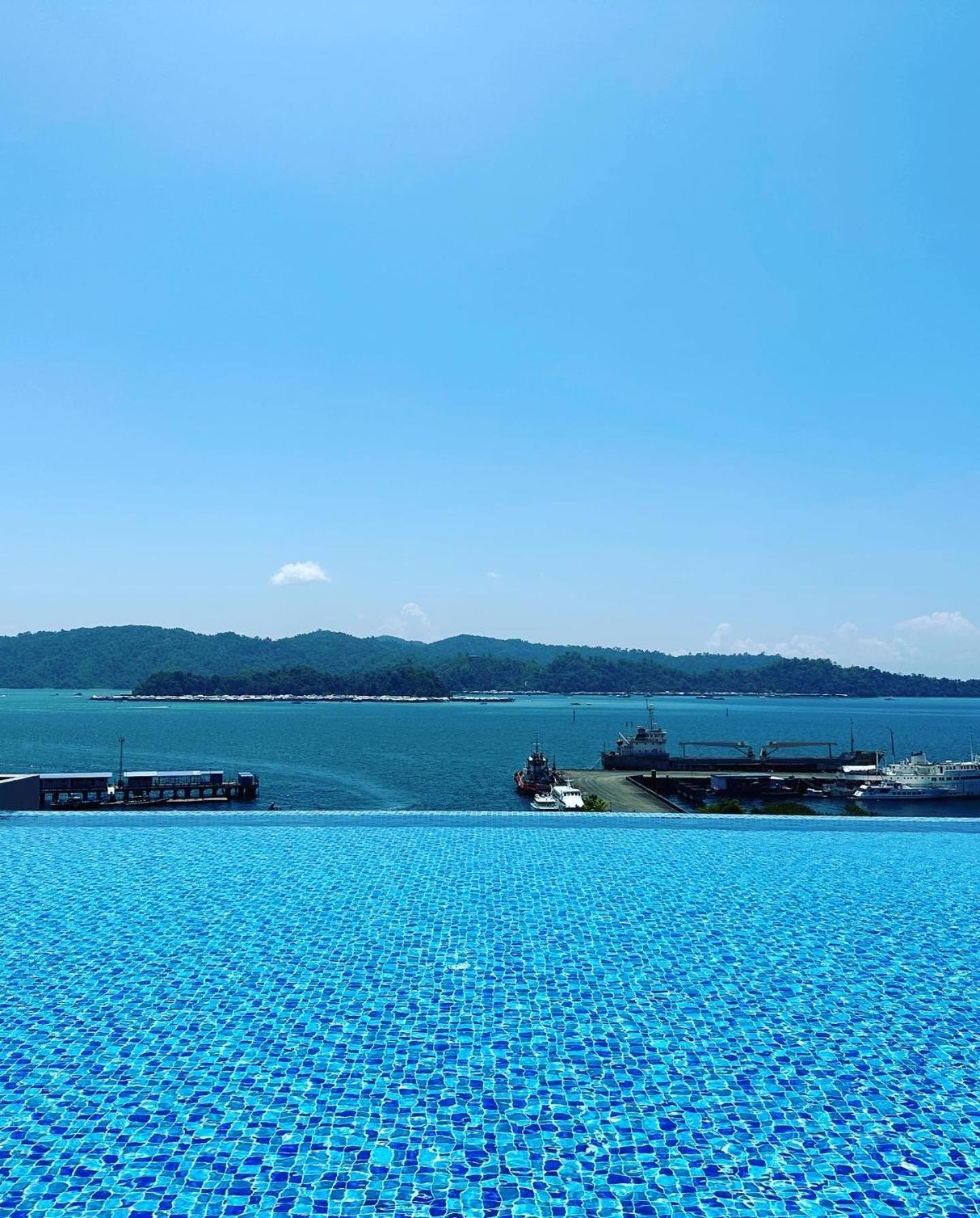 Jesselton Quay - Suite 1 By Staycation Suites Kk Kota Kinabalu Extérieur photo